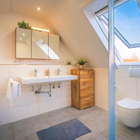 Sleeping - Red House *