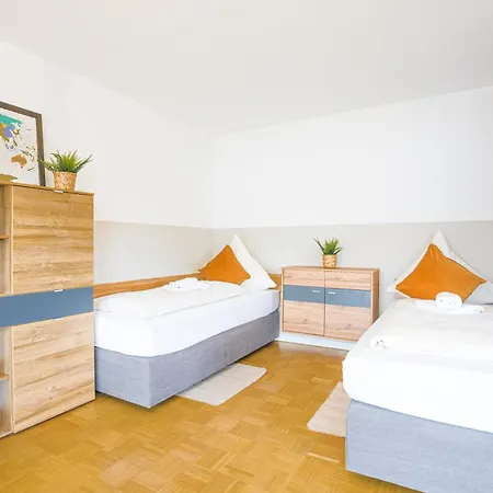 Sleeping - Red House Feriehus *