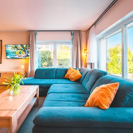 Sleeping - Red House *