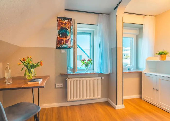 Дом отдыха Sleeping - Red House